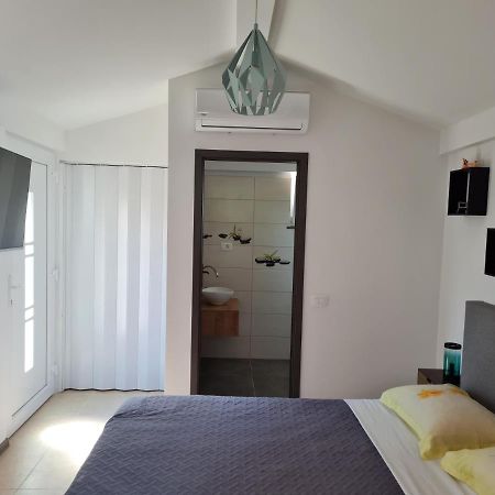 Rooms Ancora Савудрия Экстерьер фото
